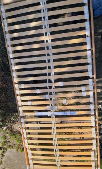 Lattenbodem,  elektrisch verstelbaar 90 bij 200