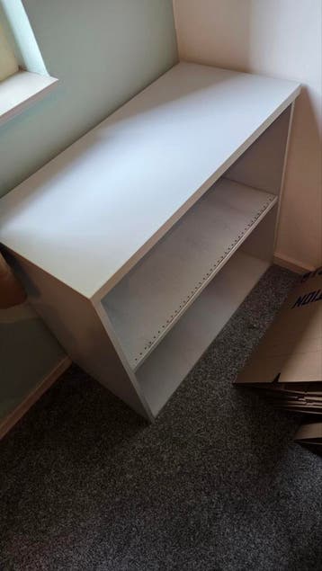 Grijze opbergkastje met verstelbare plank - Gebruikt