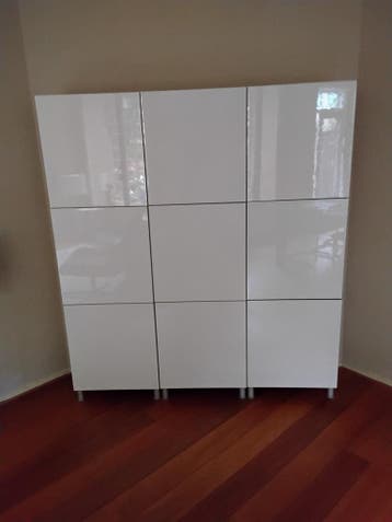 Ikeakast. Gratis ophalen. Kast is gereserveerd