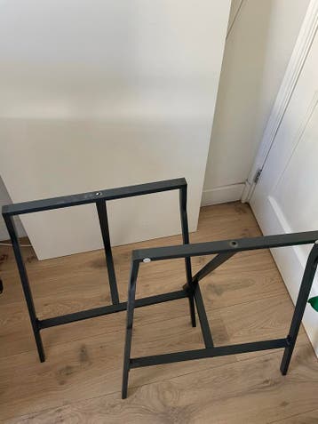 IKEA Tafelblad en poten - 150x75cm