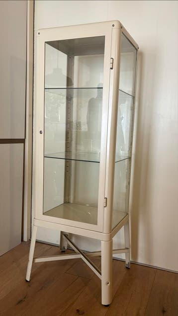 IKEA Glazen Vitrinekast - 152x57x47 cm