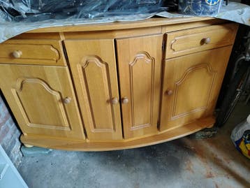 Blank eiken dressoir gratis!!