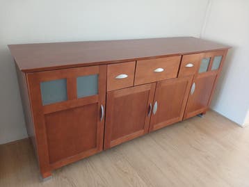 Kast met lades en planken