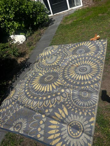 Gratis groot buitenkleed van Intratuin