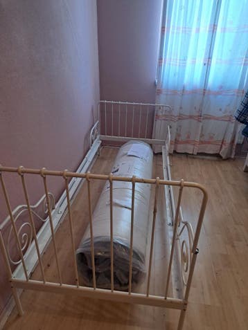 Gratis IKEA prinsessenbed met lattenbodem