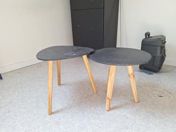 Gratis af te halen set van 2 bijzettafels