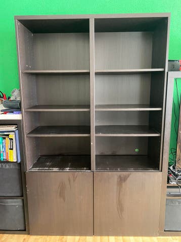 Gratis Grote kast, wandkast,  boekenkast, zwart