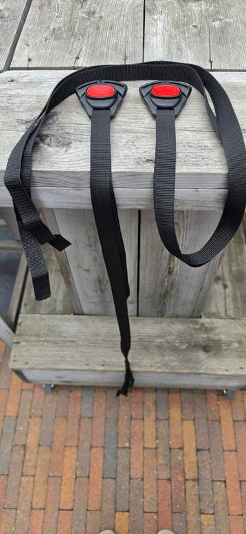 Zgan 3-punts gordels voor babyschalen 2x. Gratis - ophalen
