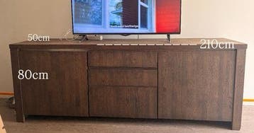 Gratis TV-meubel / dressoir van donker eikenhout