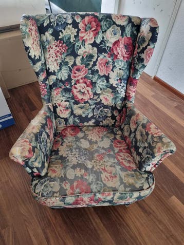 Ikea Strandmon fauteuil met bloemenprint