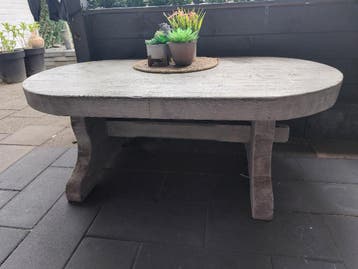 GRATIS Salon tafel