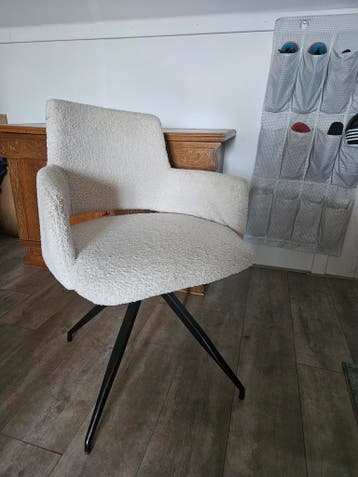 GRATIS eetkamerstoelen