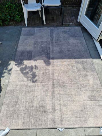 Grijs geblokt vloerkleed - 155 x 255 cm