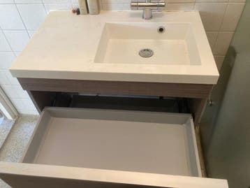 Gratis! Badkamermeubel met wastafel 80cm breed