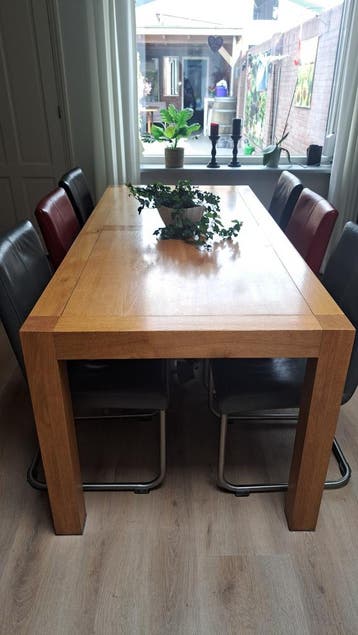 Grote eettafel