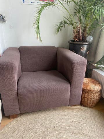 Bruine fauteuil