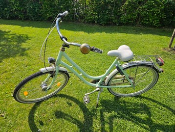 Mintgroene kinderfiets