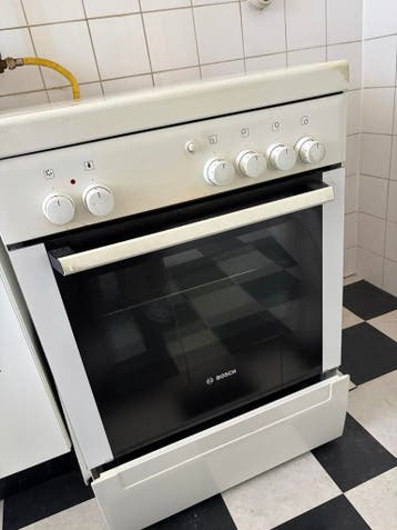 Gratis Bosch gasfornuis met oven - Af te halen in Amsterdam