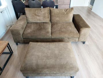 2.5zits met ottoman