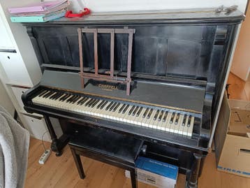 Piano (Chappell London) incl stemsleutel en dempers