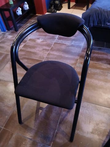 4 stoelen zwart en stof