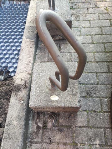 Fietsrek / fietsbeugel in beton (2x)