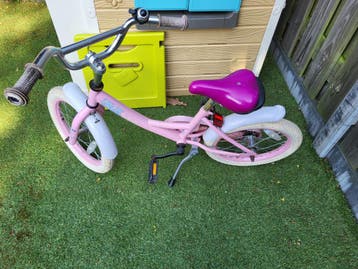 Roze kinderfiets 16 inch met terugtraprem