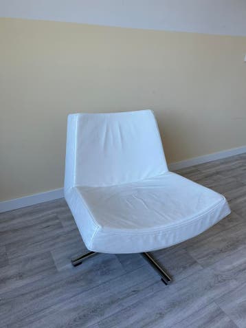 Gratis witte fauteuil