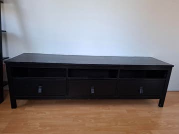 GRATIS: TV meubel - zwart