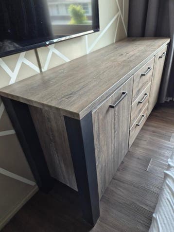 Modern dressoir met lades en deuren - Hout en metaal