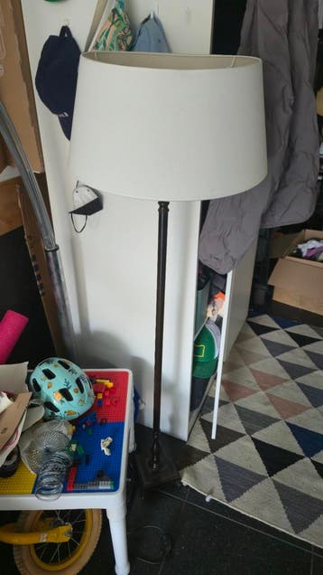 Stijlvolle staande lamp met crèmekleurige kap (Floor lamp)