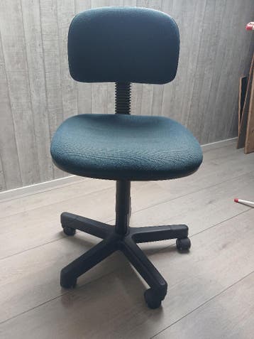 Gratis bureaustoel op wieltjes