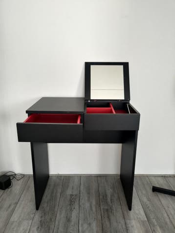 IKEA BRIMNES dressing tafel zwart met rood, gratis ophalen