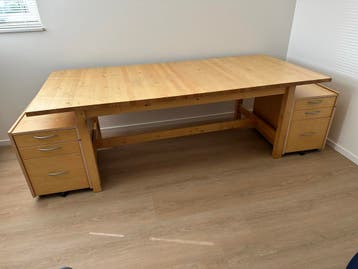 Massief Houten Bureau met ladeblokken - IKEA