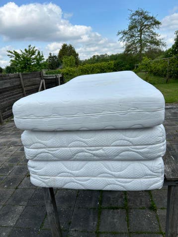 Gratis Matras 90x200 cm - Gebruikt