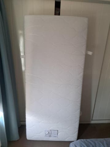 GRATIS Eastborn matras 90x200