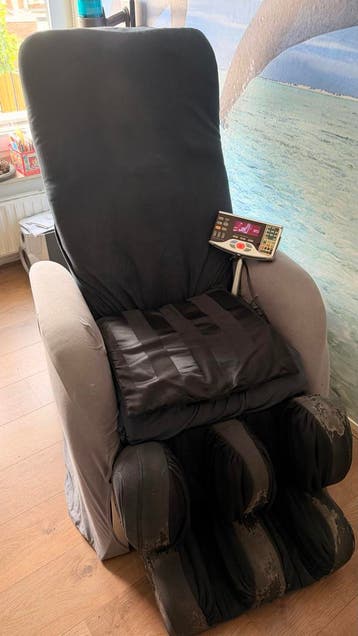 Gratis af te halen, massagestoel werkt goed