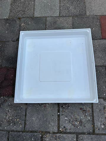 GRATIS Kunststof bak tbv wasmachine