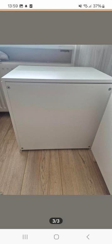 2 Witte IKEA Platsa kastjes met deur gratis .