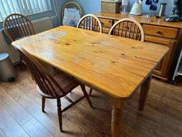 Eettafel GRATIS