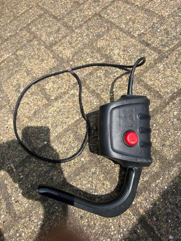Startschakelaar met handvat voor grasmaaier