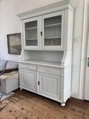 Oude apothekerskast /keukenkast /buffetkast