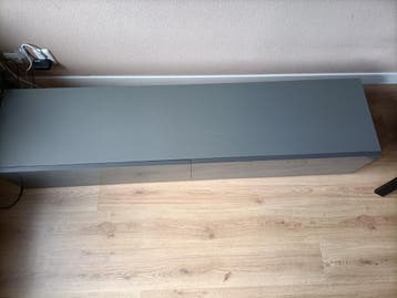 Praktisch TV meubel met twee lades - 180x42,5 cm