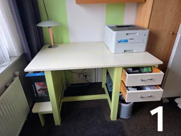 Stevig bureau / werkbank met lades
