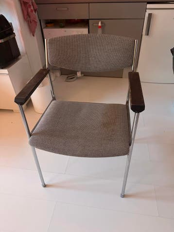 4x Vintage stoel met armleuningen - grijs en hout