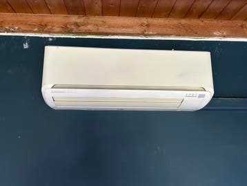 2x Mitsubishi Airco met buitenunit