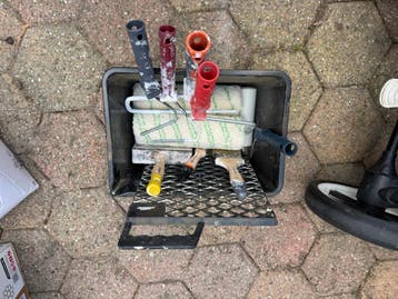 Verspullen behang afhalen cementsluier