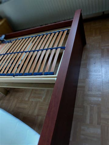 Gratis 2 persoon bed 180 /200