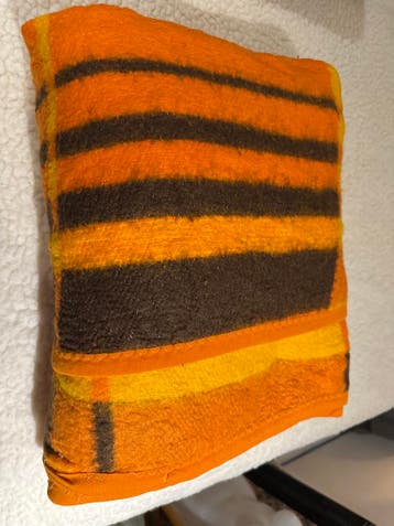 Wollen deken 180x220 - Oranje/Bruin gestreept