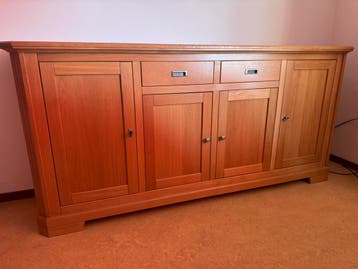 Grenenhouten dressoir